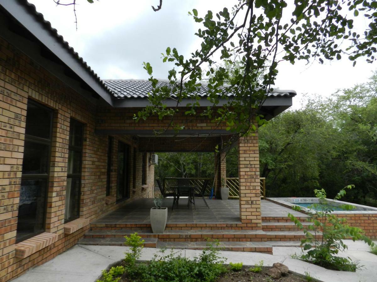 Buffalo Marloth Park Εξωτερικό φωτογραφία