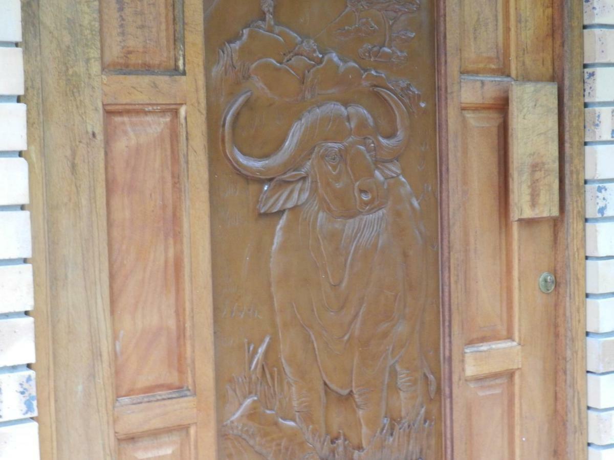 Buffalo Marloth Park Εξωτερικό φωτογραφία